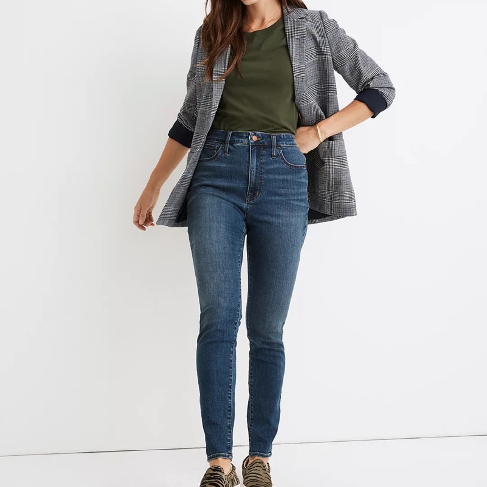 Tall Curvy Roadtripper Supersoft Jeans in Playford Wash - Size 29T